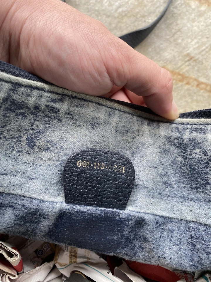 Auténtico Bolso de Hombro Gucci GG Supreme Sherry Line PVC Herrajes Dorados Azul Marino Foto 4 de 4