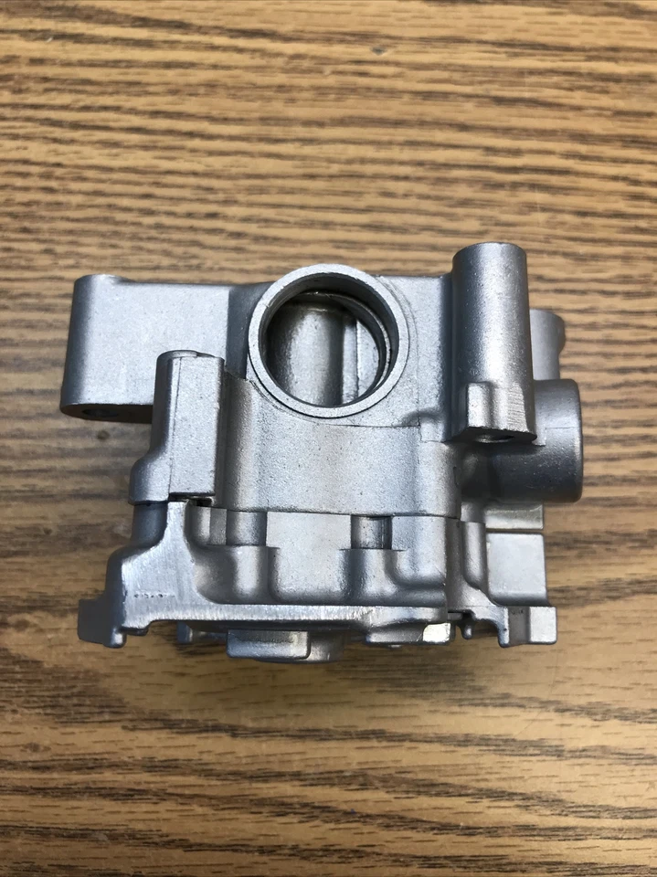 HONDA SHADOW VLX VT600 1994-2007, PIEZA BOMBA ACEITE # 15100-MZ8-010 Foto 3 de 4