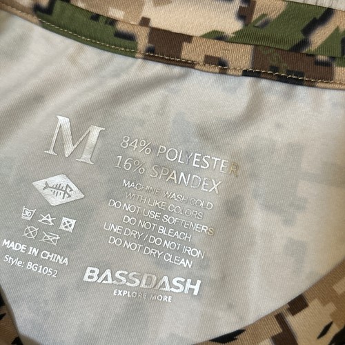 NWT BASSDASH Women’s UV Sun Protection Camo Long Sleeve Hunting Performance Sz M - Picture 4 of 17