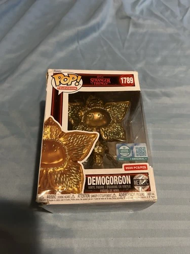 Funko Pop Stranger Things Demogorgon Action Figure 9500 PCS (Damaged Box)
