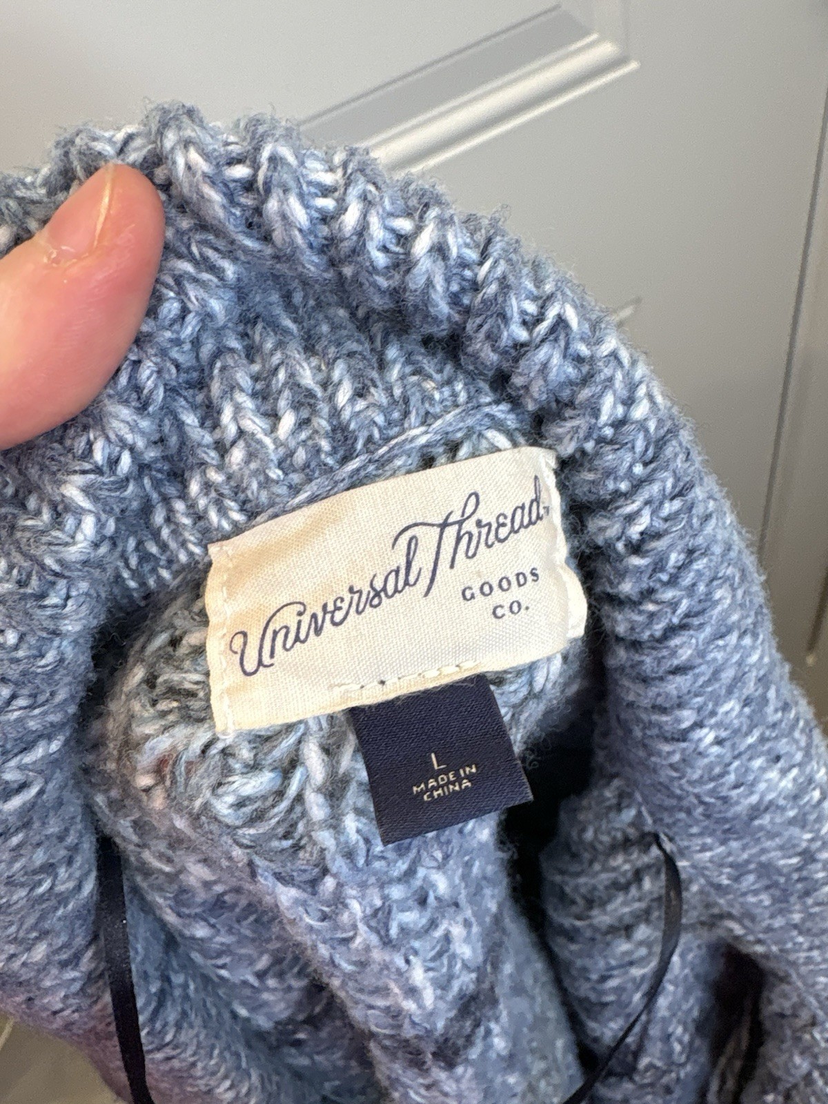 Universal Thread Sweater Woman’s Size Large Blue … - image 4