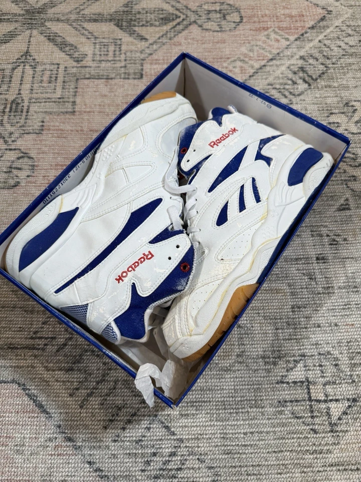 Zapatos de salón Reebok Intimidator vintage 1992 sin usar sin usar talla 9,5 Foto 2 de 4