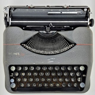 Vintage 1946 HERMES BABY Portable Typewriter and Case Working SEE VIDEO