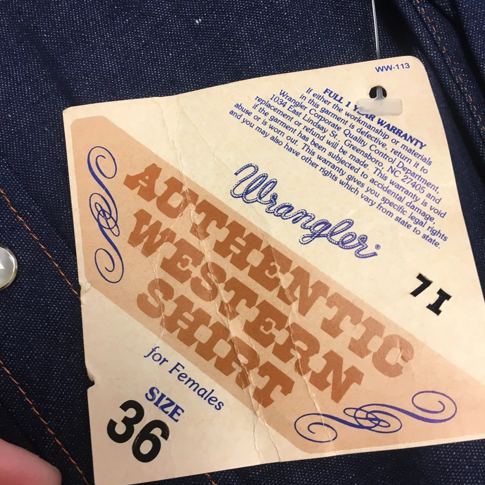 复古 70 年代 NOS 牧马人靛蓝蓝色牛仔西部珍珠卡扣牛仔衬衫 36 — 第 3/4 张图片