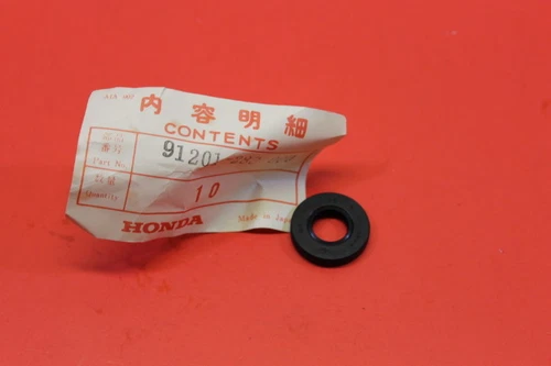 NOS HONDA CA72 CA77 CB350 CB450 CB92 CB160 CB175 OIL SEAL PART# 91201-283-000