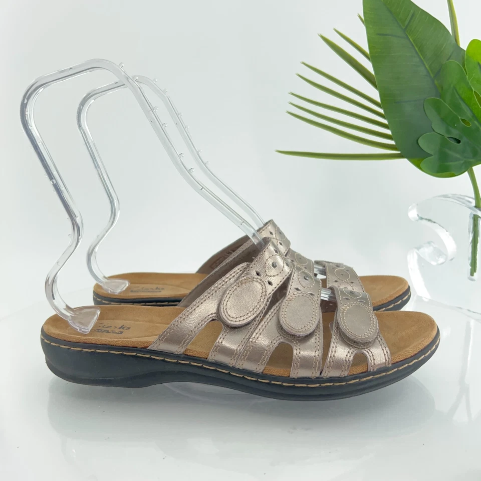 Sandalia Clarks Mujer Leisa Cacti Talla 11 M Bronce Cuero Deslizable Zapato Ajustable Foto 3 de 4