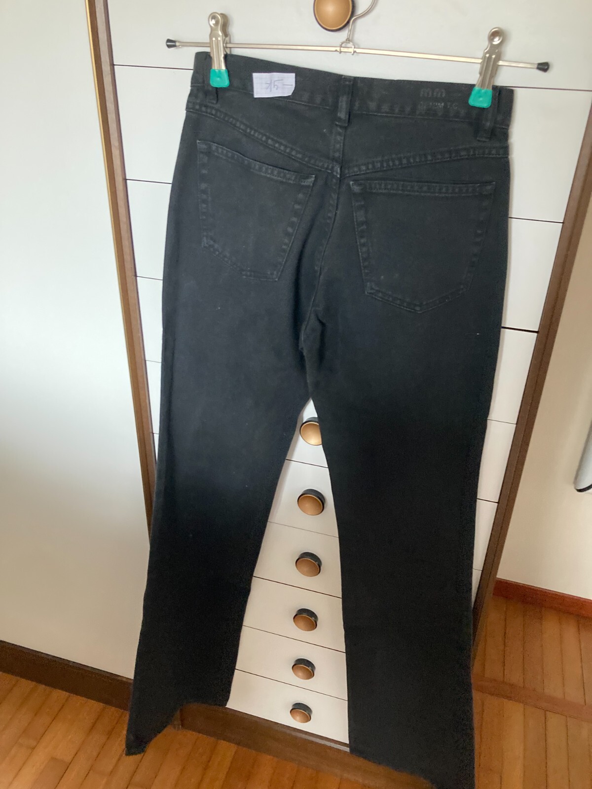 Foto 5 di 8