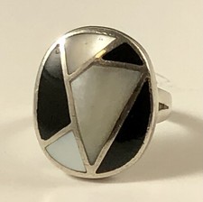 Sterling Silver w/ Black Onyx  White Mother of Pearl Ring /b