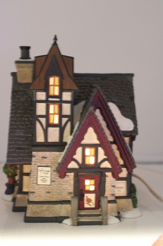 Dept 56 Dickens Village - The Partridge & Pear - Picture 2 of 5
