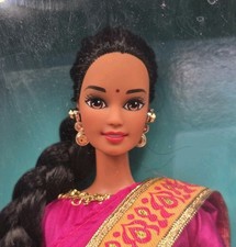 MATTEL BARBIE 1995 "INDIAN" DOLLS OF THE WORLD COLLECTOR EDITION 14451 - NIB