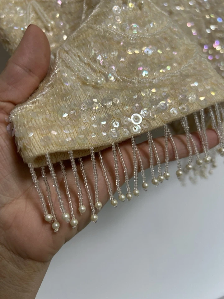 vintage 50s 60s Handmade BEAUTIFUL Ivory wool Beaded Sequin Top sz Medium - Image 3 of 4