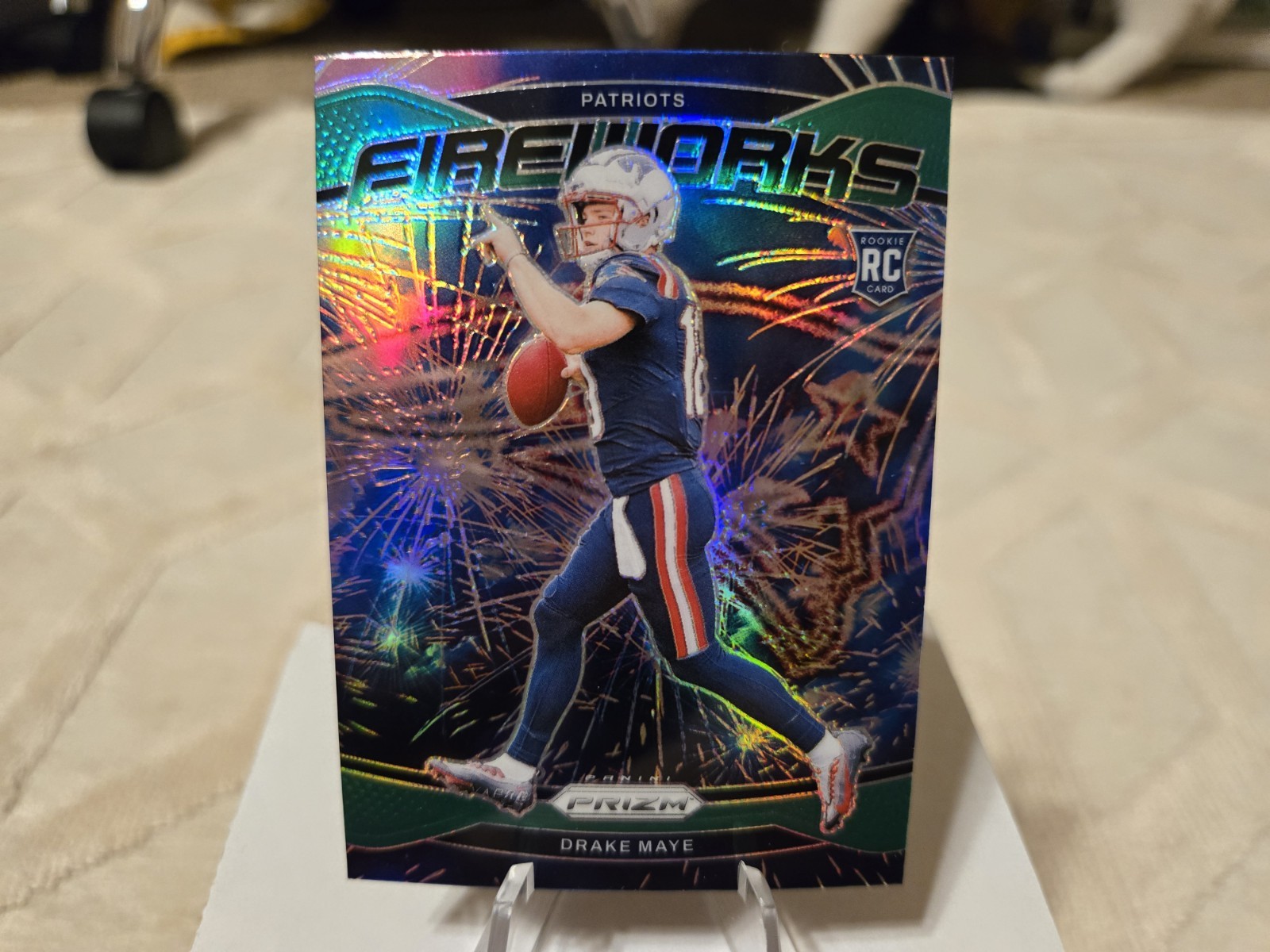 2024 Panini Prizm - Fireworks Drake Maye #22 Green Wave Prizm (RC)