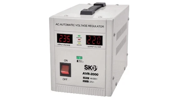 GBC Stabilizzatore tensione 2000 VA adatto per tenere costante la 220V PROFESSIONALE