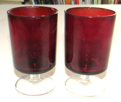 Cristal D'Arques Cavalier Ruby Two 4.1/2 inch Wine Glasses