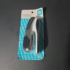 Pen+Gear Desk Stapler 20-Sheet Capacity Black Compact Stapler