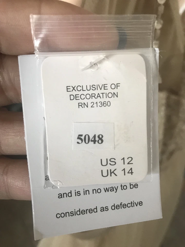 Talla 12 *Nunca Usado* Vestido de Boda Champagne Con Velo Dedo GRATIS NUEVO CON ETIQUETAS Foto 4 de 4