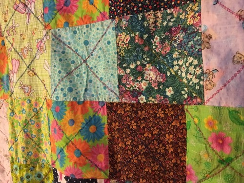 Double sided, handmade lap or baby blanket, very lightweight and cute! - Picture 3 of 12