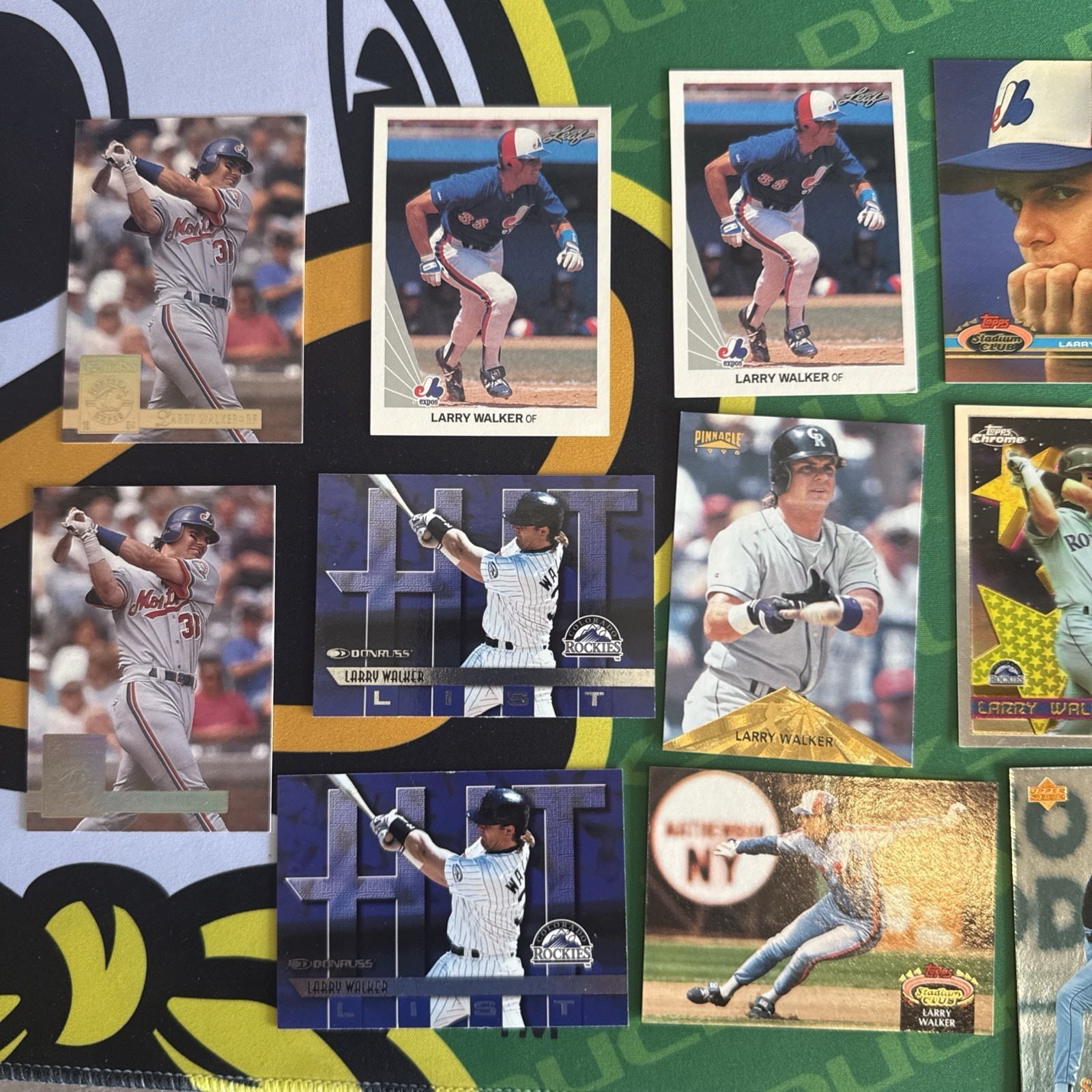 Larry Walker 26 Card Lot
