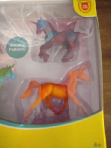 Stablemates Unicorn Swirl Gift Set 6912, Multicolor, 00 - Picture 6 of 11