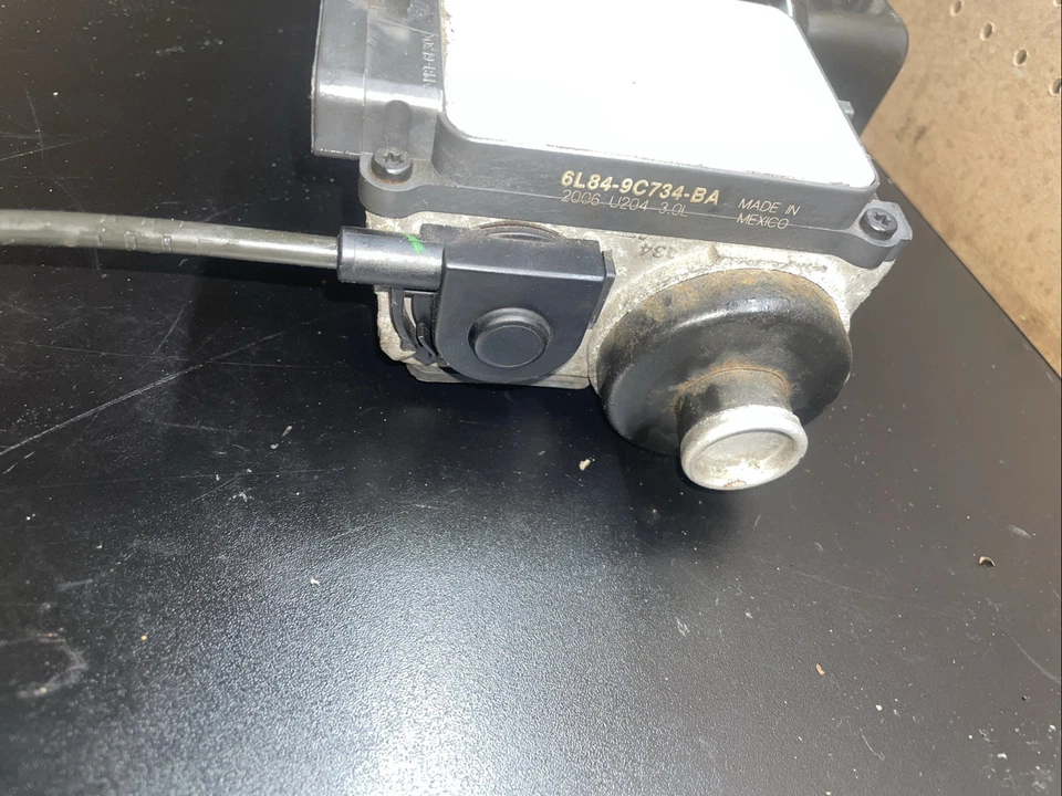 Módulo de servocontrol de crucero Ford Escape Mercury Mariner 2005-2008 6L84-9C734-BA Foto 2 de 4