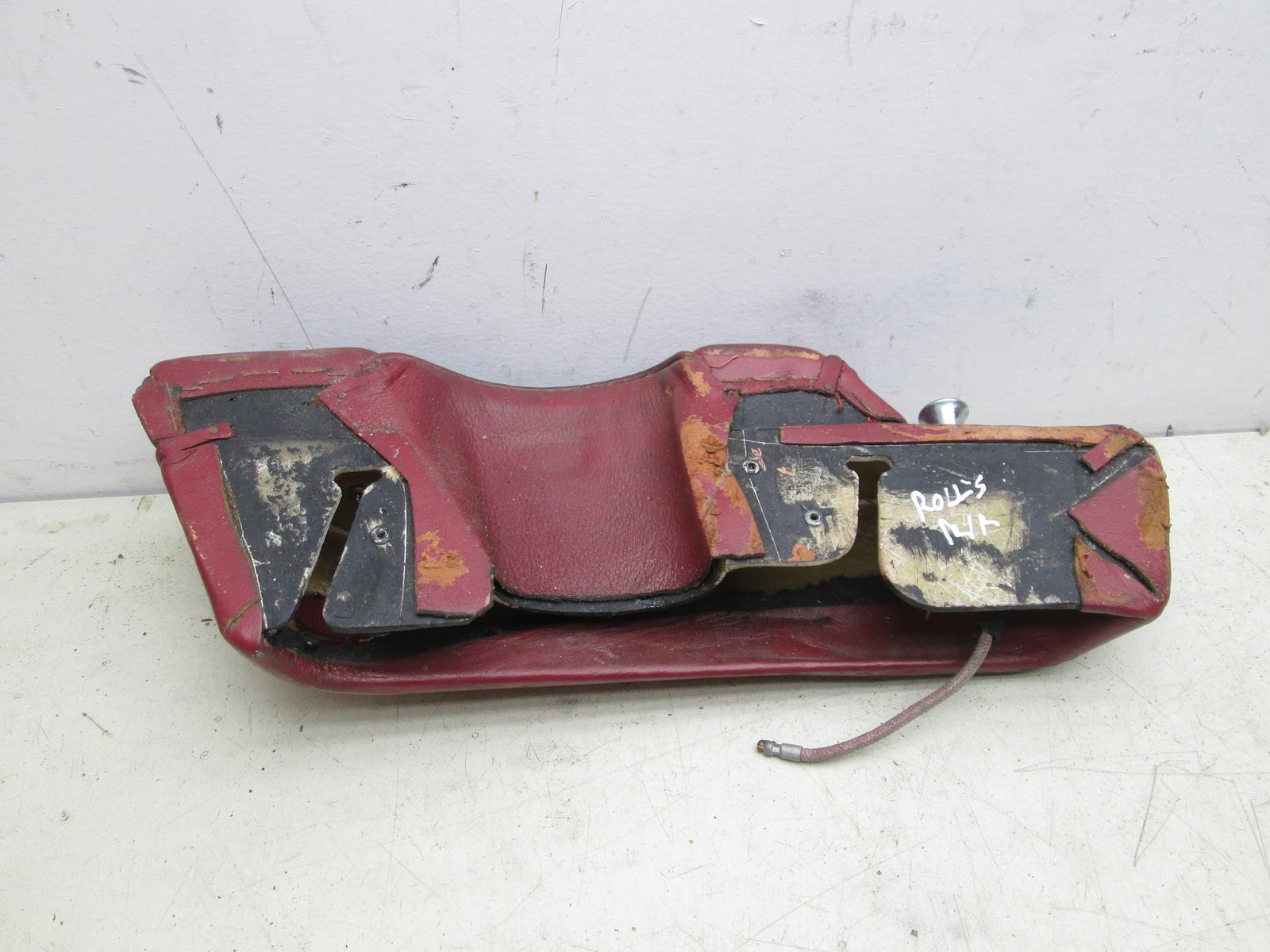 Rolls Royce Bentley T1 Silver Shadow right rear interior arm rest (USED)