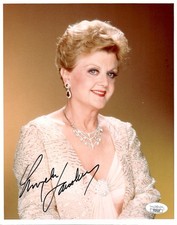 ANGELA LANSBURY HAND SIGNED 8x10 PHOTO    GLAMOUROUS     JESSICA FLETCHER    JSA