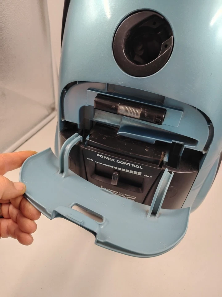 Hoover Duros S3590 Vacuum Cleaner Replacement Canister Base Only Part - Image 2 of 4