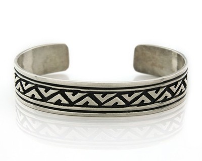 Navajo Cuff Bracelet 925 Sterling Silver Vintage Hand Stamped Signed T Singer