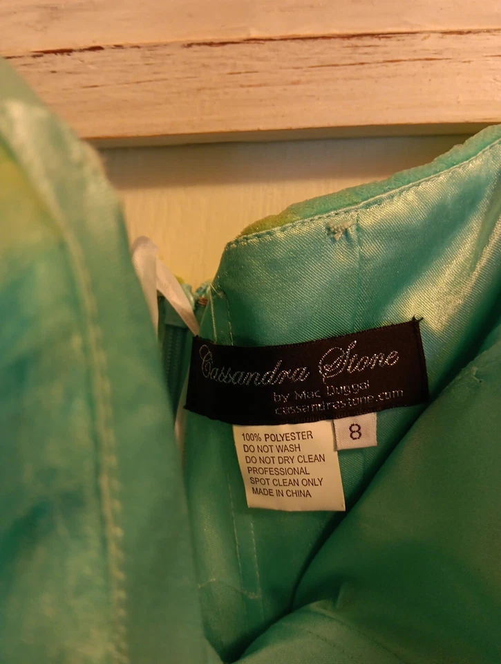 Vestido para mujer Cassandra Stone by Mac Duggal verde sin mangas talla 8 Foto 3 de 4