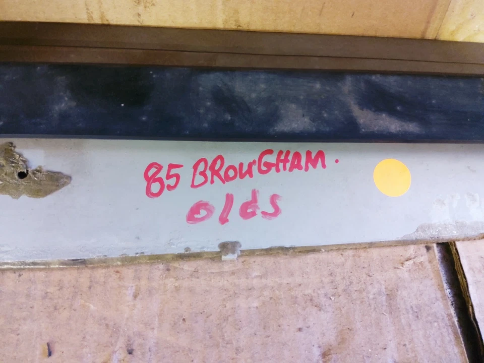 OLDSMOBILE REGENCY BROUGHM TABLERO CALIBRE BISEL APLIQUE MOLDURA 1981-1985 Foto 3 de 4