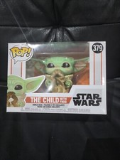 Funko POP! Star Wars The Mandalorian #379 The Child aka Baby Yoda With Frog