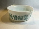 PYREX Amish Butterprint 472 Turquoise 1 1/2 Pt Casserole Dish, No Lid, Vintage