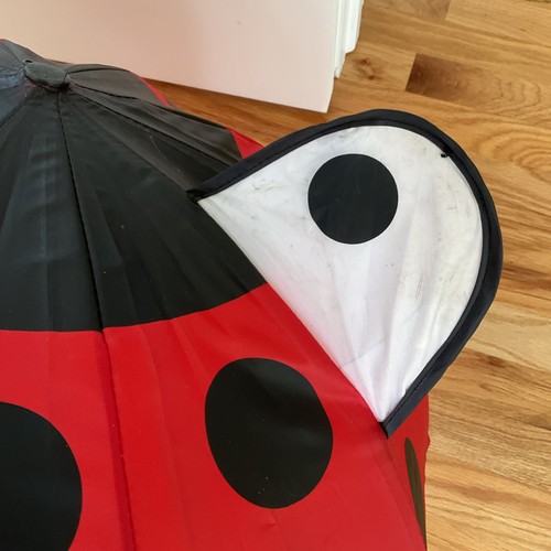 Girl's Ladybug Umbrella Small Umbrellas for Kids Red Black Polka Dot Kidorable - Picture 6 of 14