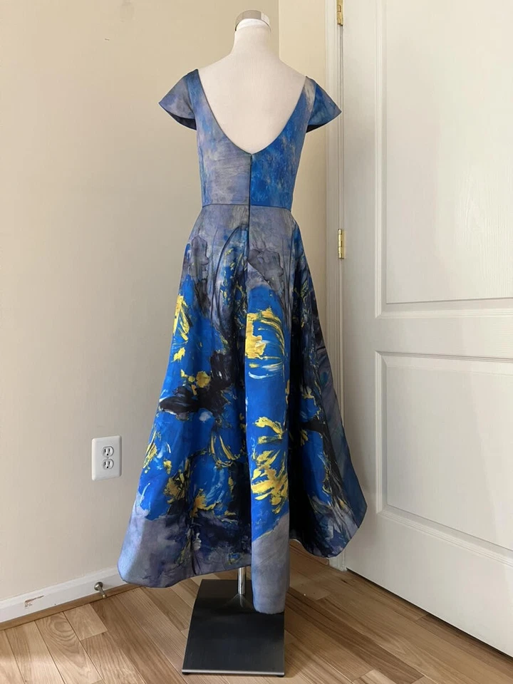 Vestido midi de satén floral abstracto AMSALE talla 6 precio de venta sugerido por el fabricante 1155 USD Foto 4 de 4