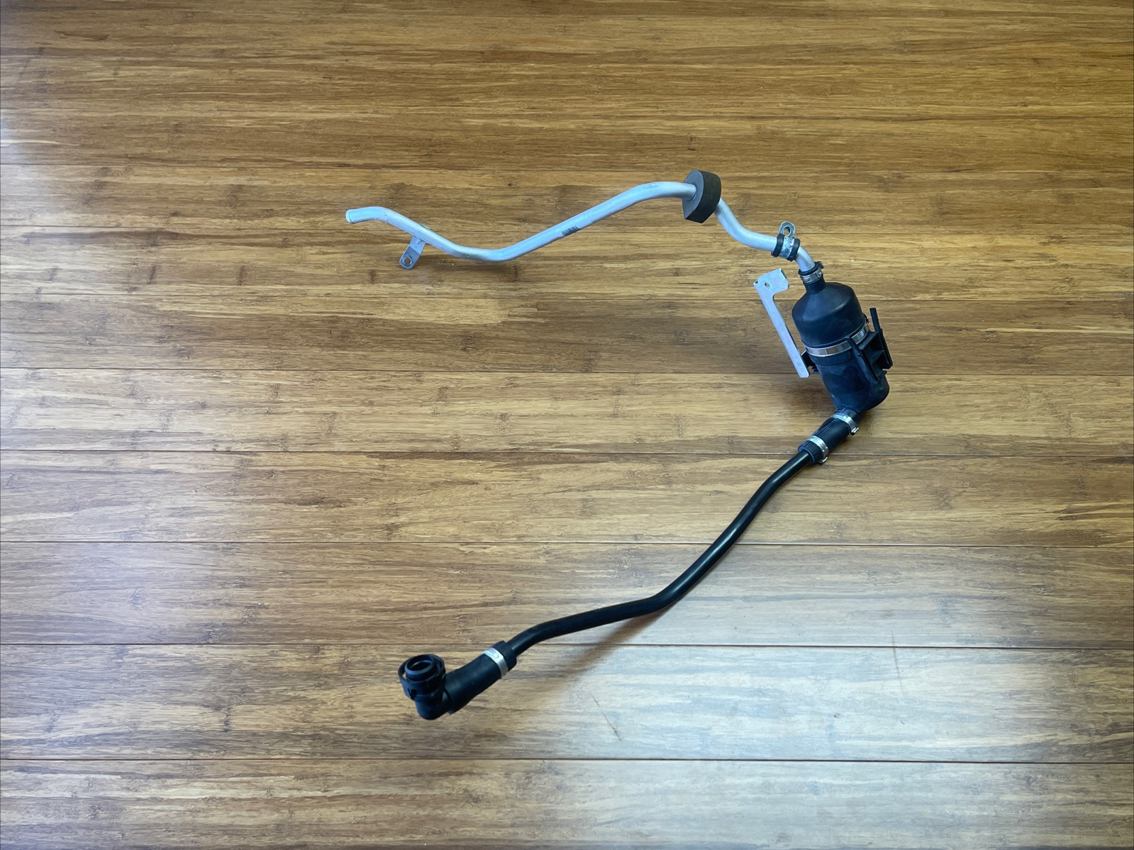 2015-2018 Ferrari California T 3.9L Pipe Air Filter OBD Pump OEM Hose Tube
