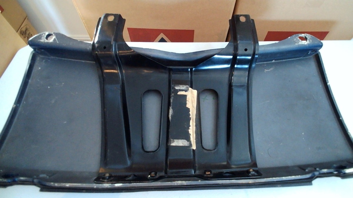 1990-1996 Nissan 300ZX Z32 Front Center Grille Grill Filler Nose