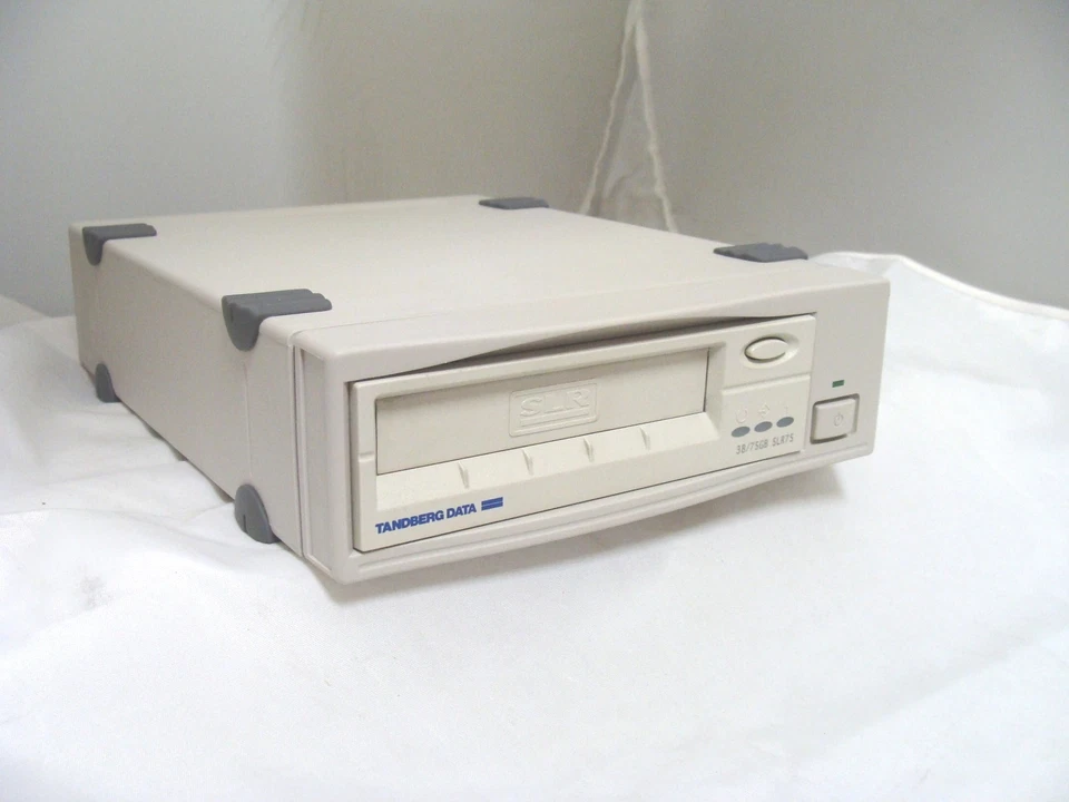 Tandberg SLR75 External Tape Drive Data 38/75GB - Image 2 of 4