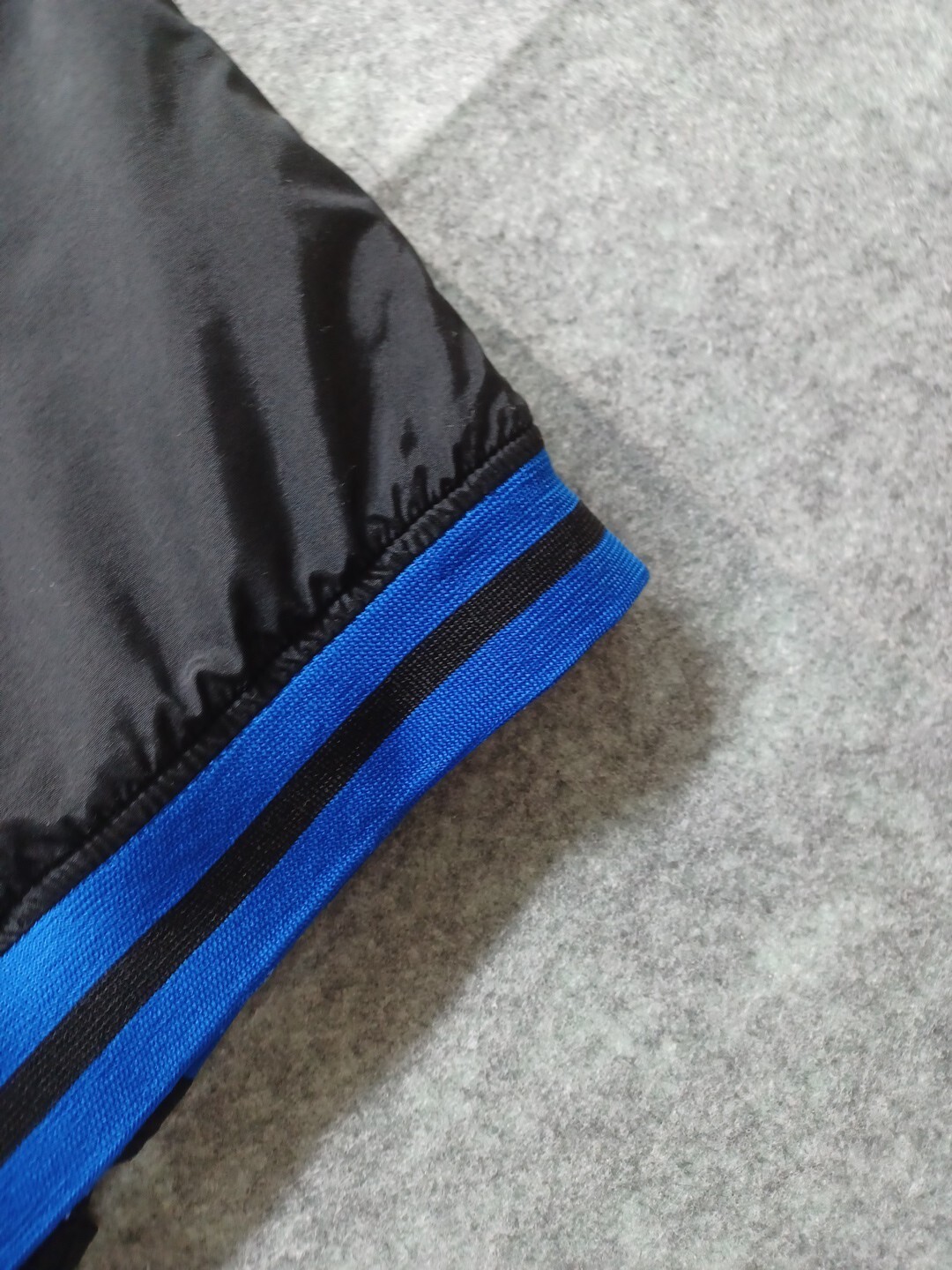 Duke Blue Devils Black Winter Coat Worn TWICE ! - Beautiful - BOYS LARGE