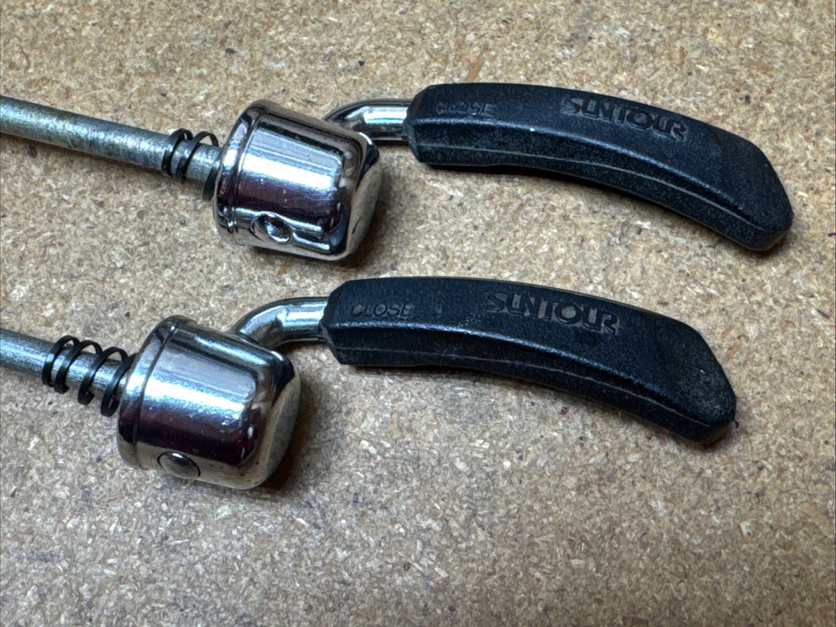 Vintage Suntour XC Pro WTB Grease Guard Avenir Duro 700c 7 Speed