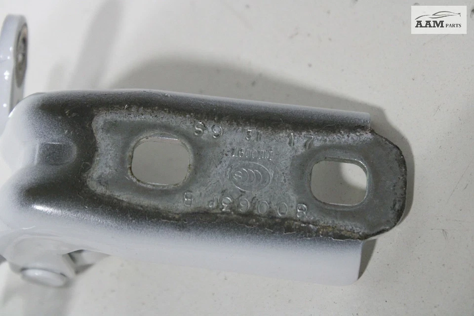 Juego de bisagras de puerta inferior y superior trasera derecha Buick Lacrosse 2017-2019 OEM Foto 4 de 4