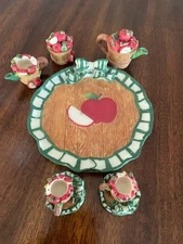 Young's Inc. Resin Apple Mini Tea Set Vintage 1997 Collectible Cute