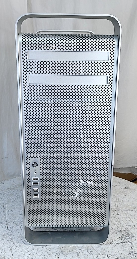 APPLE A1289 Mac Pro (Mid 2010)Tower XEON W3530 2.8GHz 8GB SEE