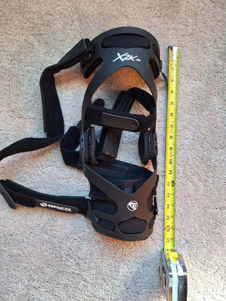 Rodillera con bisagra ajustable Breg X2K OA. Med+ Izquierda - Negro. Nuevo fuera de caja. Foto 4 de 4