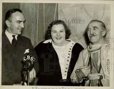 Press Photo Kate Smith, Eddie Rickenbacker and Charley Miller on WABC Radio