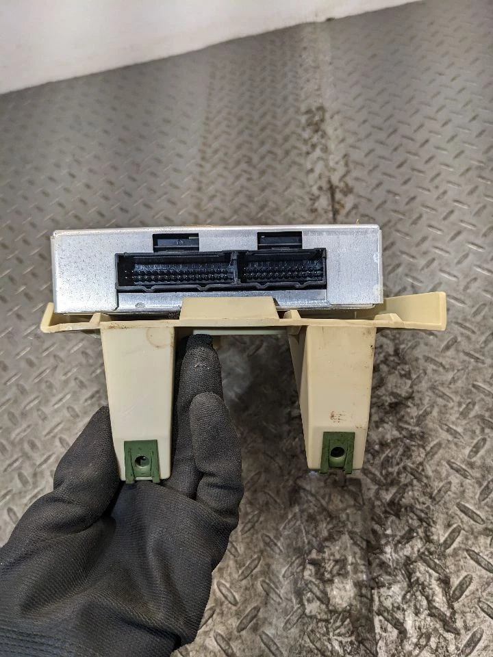 Engine ECM Electronic Control Module 8-305 5.0L Tbi Fits 89-92 CAMARO 1173621 - Image 3 of 4