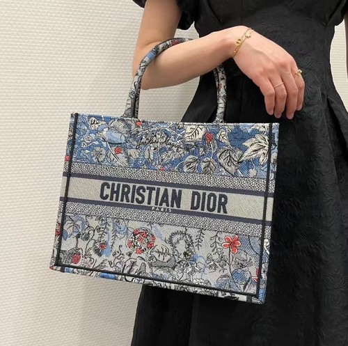Christian Dior Book Tote Handbag Tote Blue Floral Embroidery Canvas GoldHardware