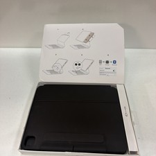 ESR Magnetic Keyboard Case - iPad Pro 11 2024