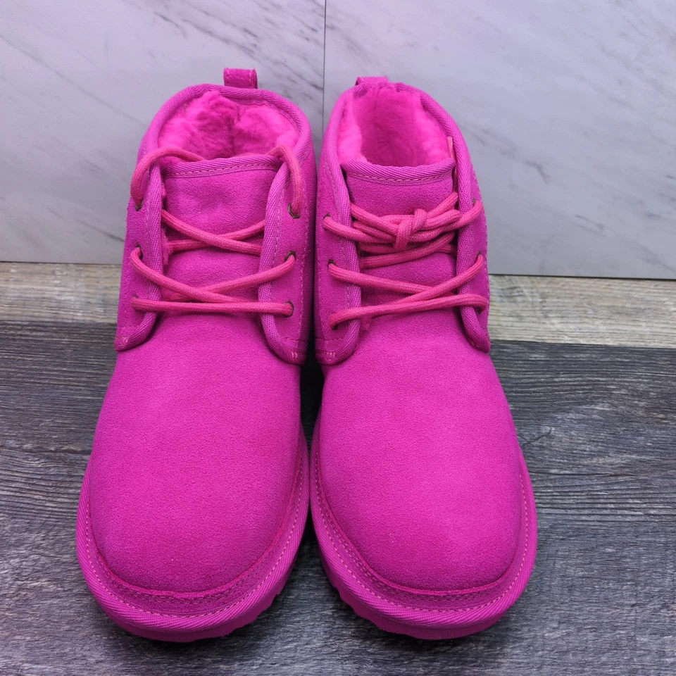 UGG Kids Neumel II Rosa Roca Niños Escuela Primaria Talla 5 1017320K Mujeres 6 Foto 2 de 4