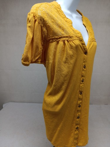 Torrid Womens Size 2 Mustard Yellow Button Up Short Sleeve Blouse Lace Shoulder - Picture 8 of 14