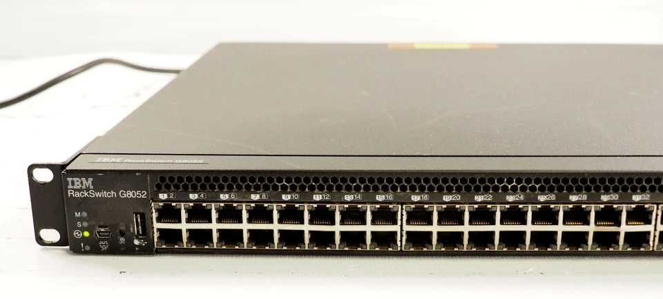 IBM G8052 49Y7922 48 RJ45 4 SFP Port Networking Switch with x2 450W PSUs - Image 3 of 4
